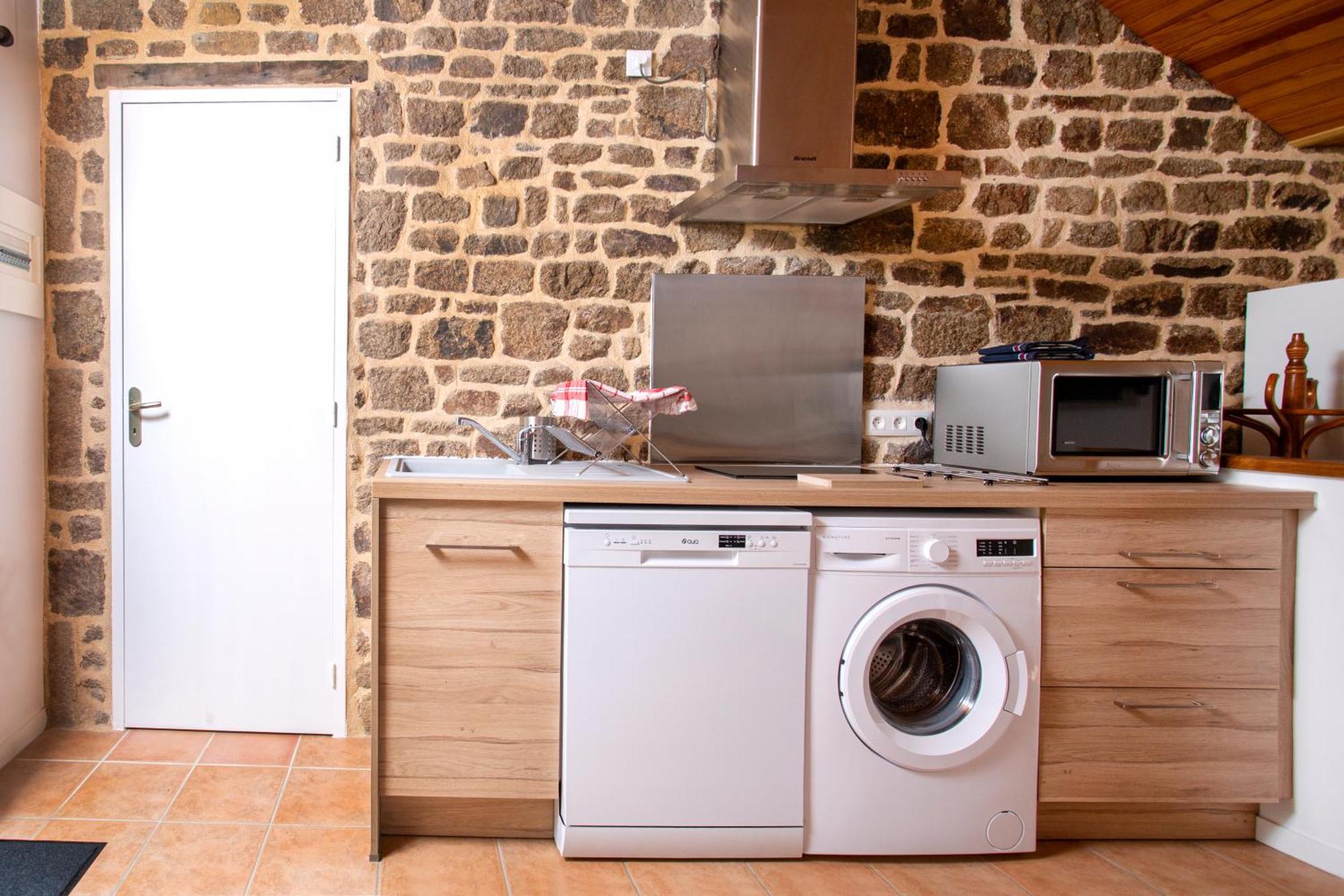 La Mancelliere De Montjoie Chambres D'Hotes Et Gites Saint-Michel-de-Montjoie Dış mekan fotoğraf